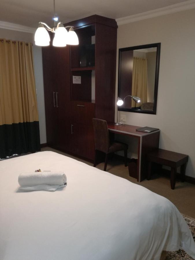 Belmont Guesthouse Блумфонтейн Экстерьер фото