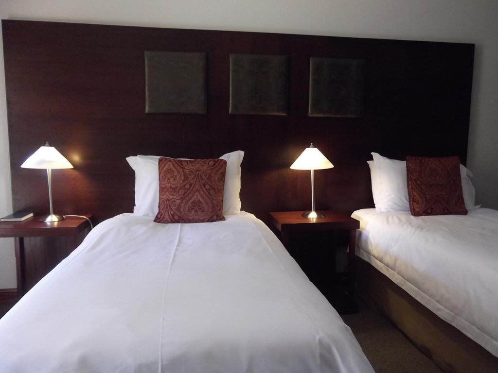 Belmont Guesthouse Блумфонтейн Экстерьер фото